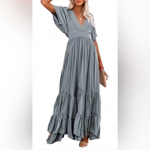 Storia Dresses & Skirts - NWT Storia Maxi Dress
